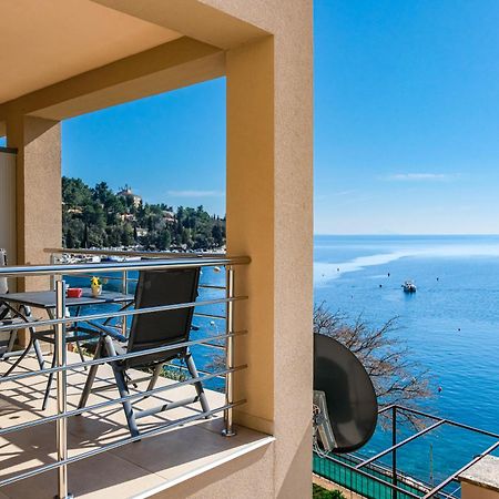 Studio Apartment Above Promenade W Terrace & Parking Rabac Exterior photo